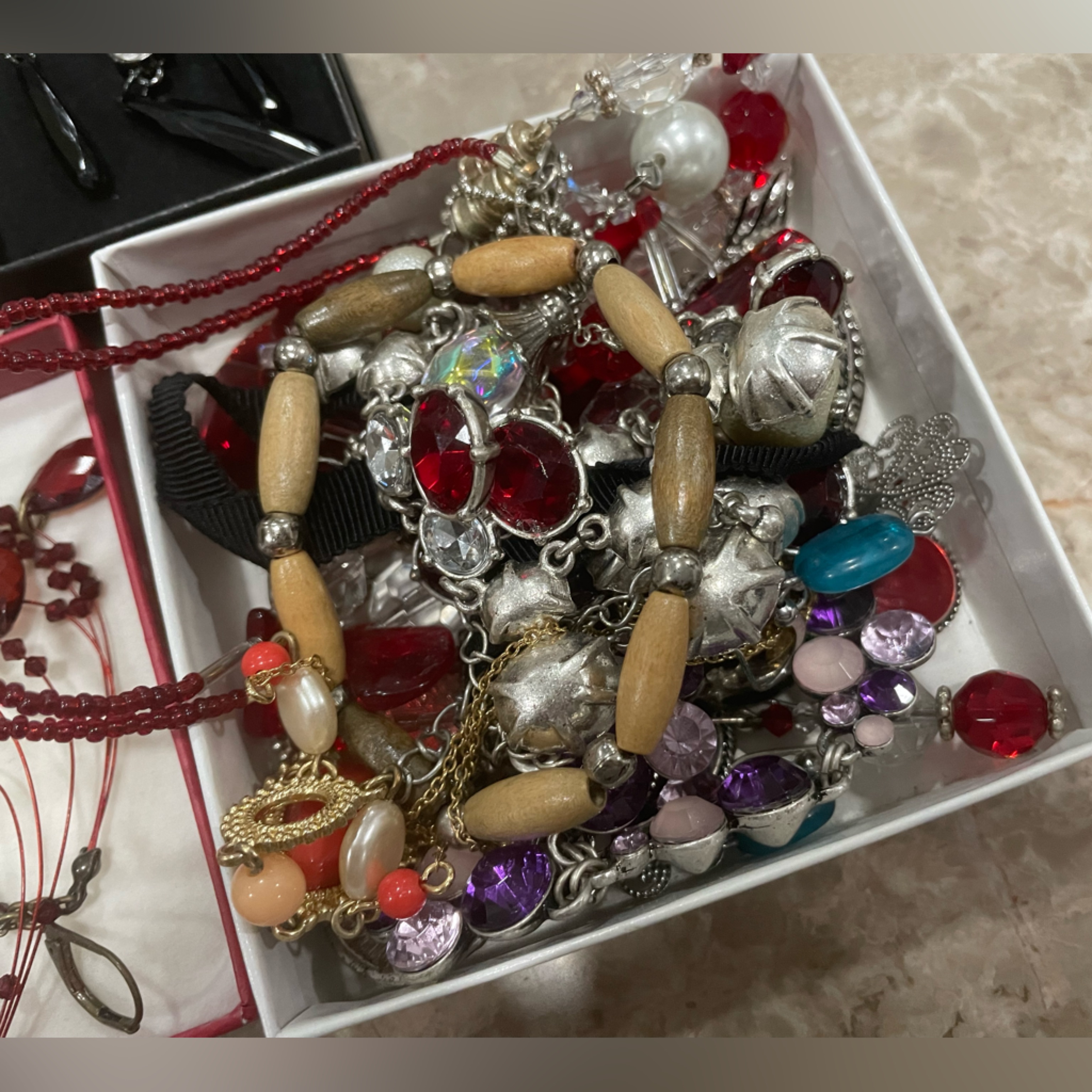 Costume Jeweler Womens Bundle